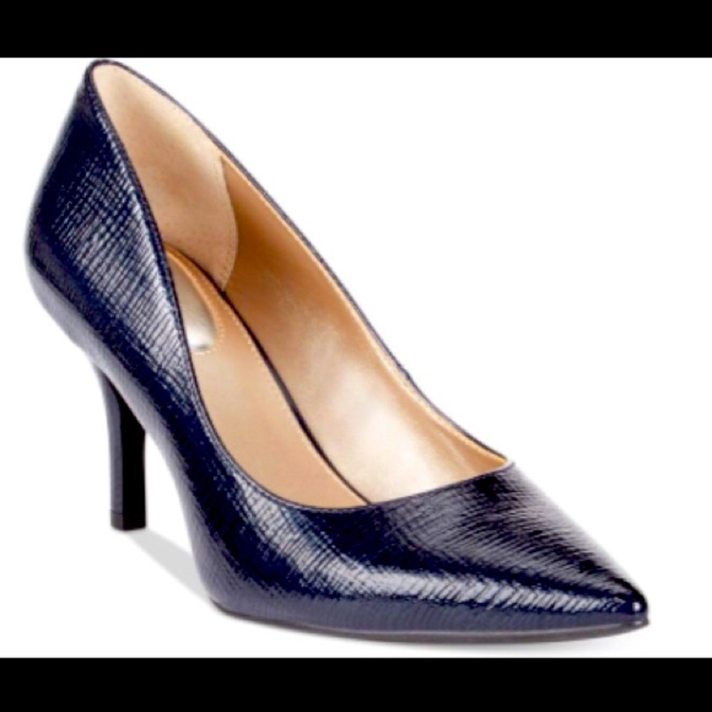 Alfani Step n Flex Pump